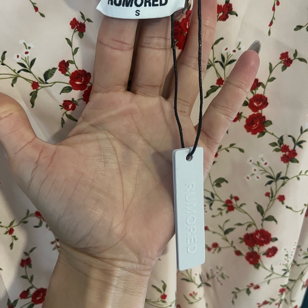 Rumored Cream Dress with Red Floral Accents - Picture 3 of 4